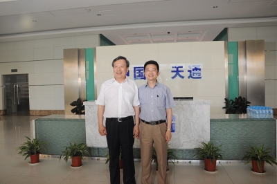 2012年，時(shí)任浙江省委副書記、省長夏寶龍視察天通